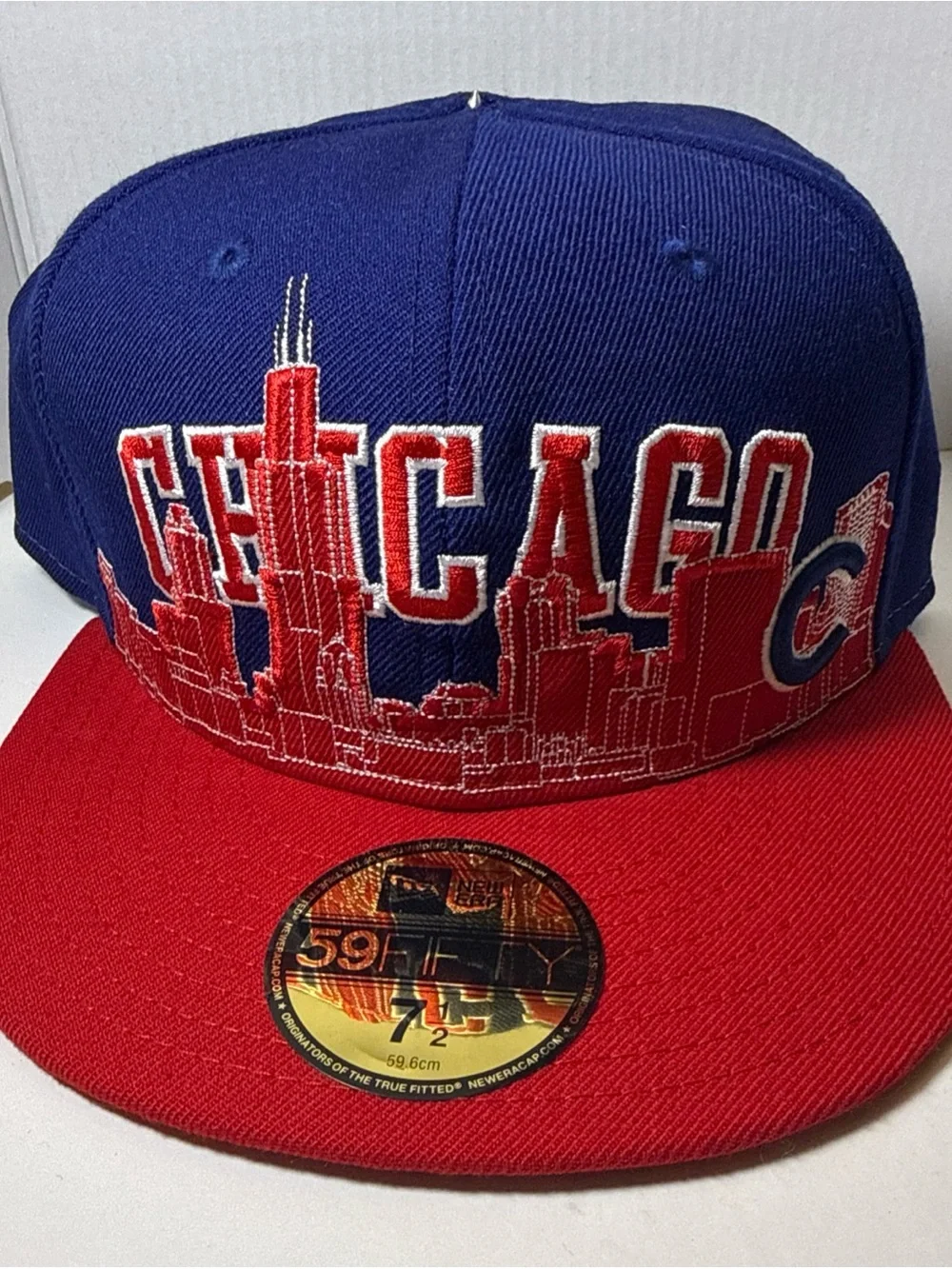 New Era 5950 Chicago Cubs Skyline Cap Size 7 1/2 NEW w/ Missing Top Button